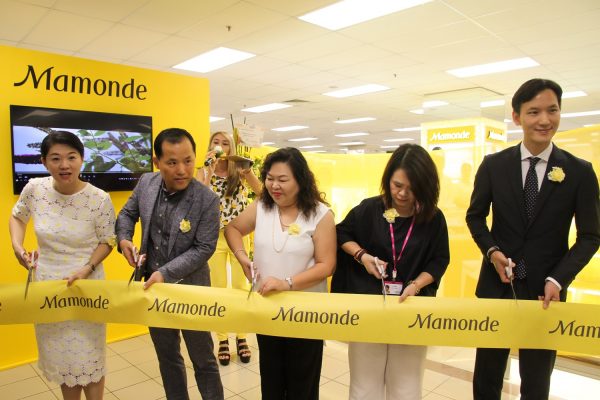 Sekitar majlis pelancaran kaunter Mamonde Malaysia pertama di AEON 1 Utama Shopping Centre. Foto -Arkib Wanista